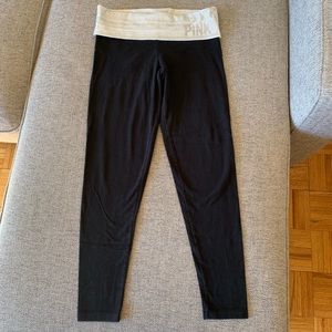 Victoria’s Secret Pink Leggings/Yoga Pants